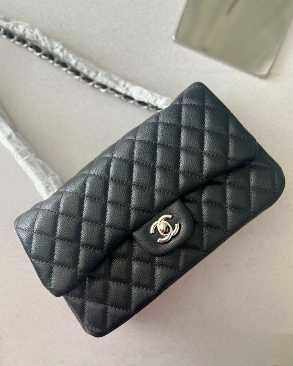 CHANEL BAG CLASSIC