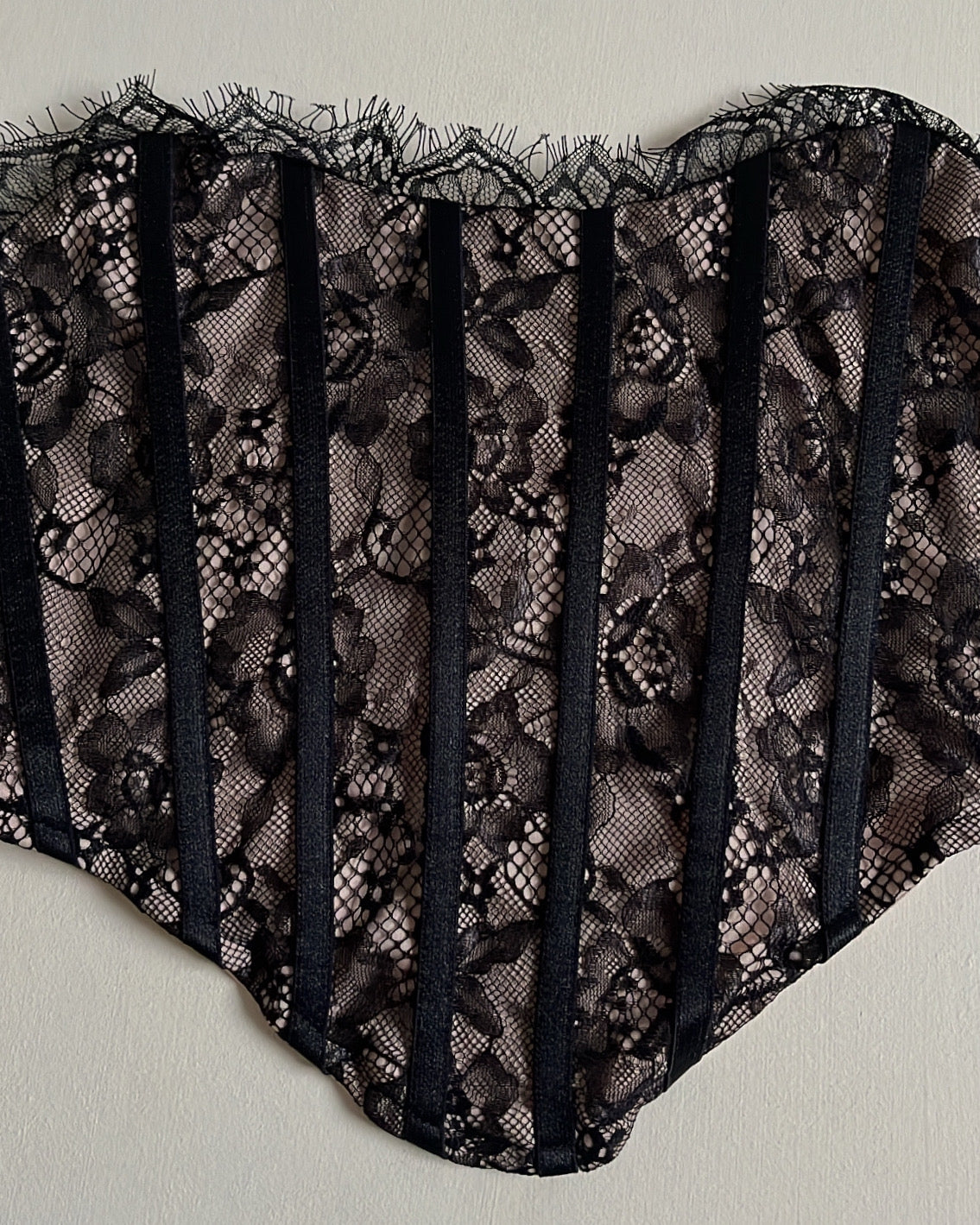 CORSET DE ENCAJE