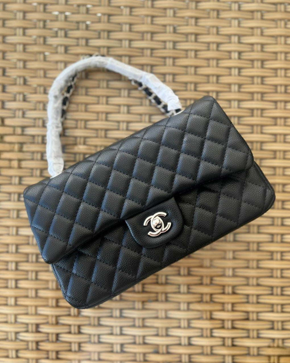 CHANEL BAG CLASSIC