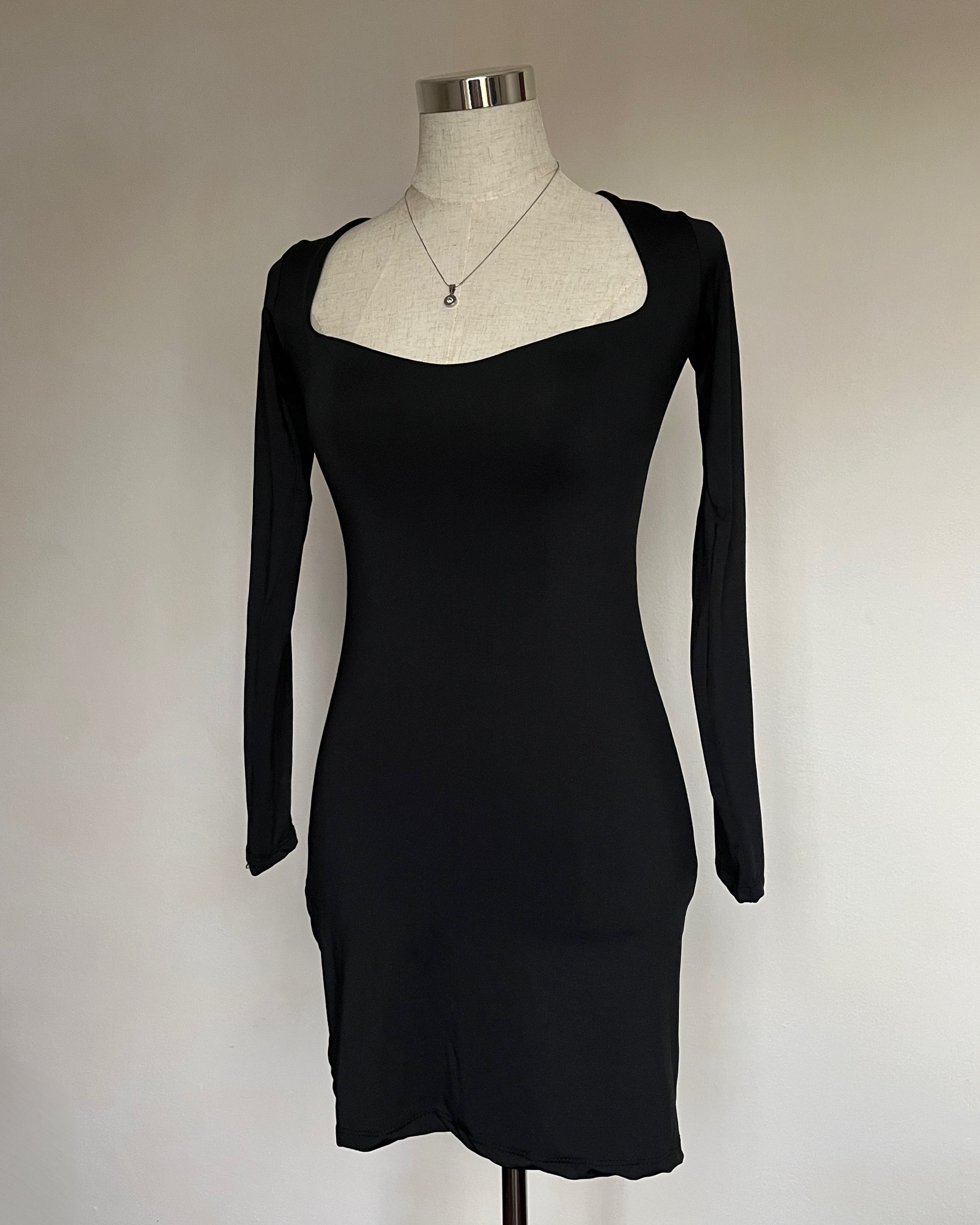 VESTIDO MANGA LARGA