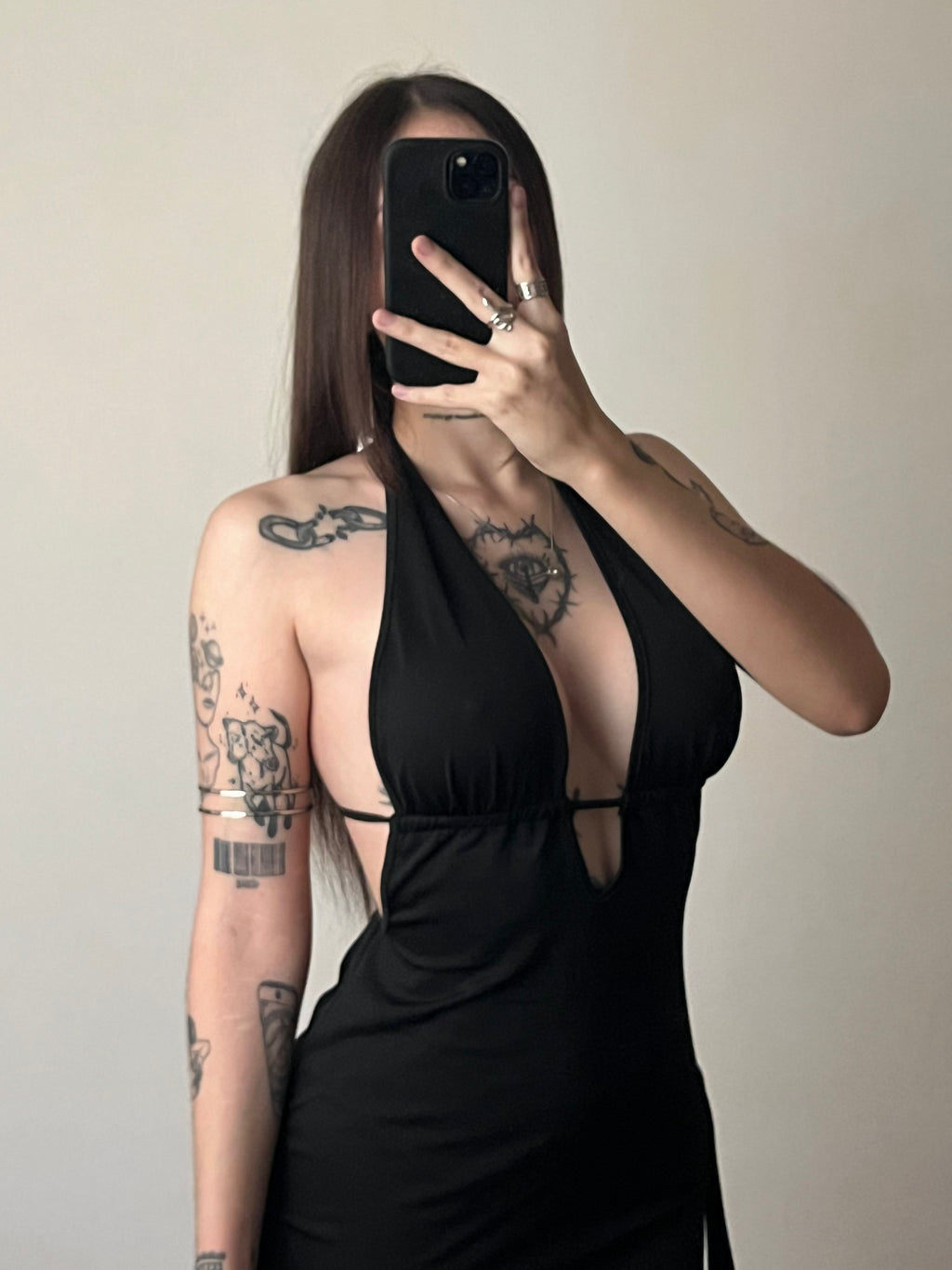 VESTIDO CON TIRAS LATERALES